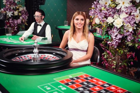 Slot Games Inspired by Famous Artists